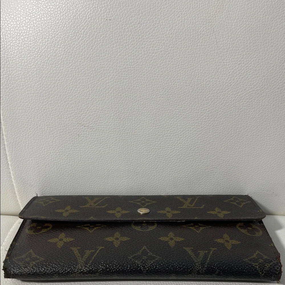 Authentic Louis Vuitton Monogram International Long Wallet